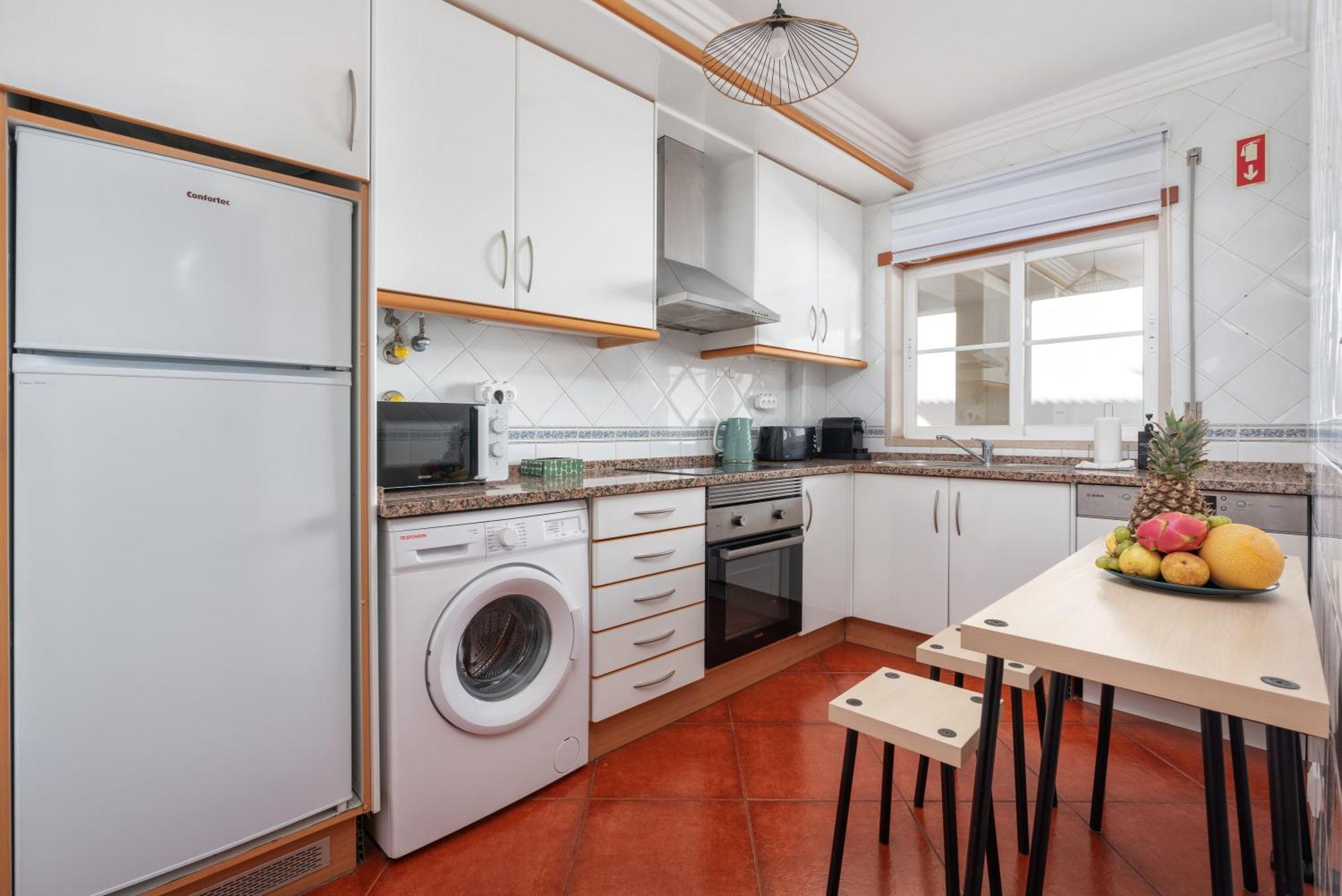 Appartement Homes With Cozy Terrace & 2 Swimming Pools Near The Heart Albufeira