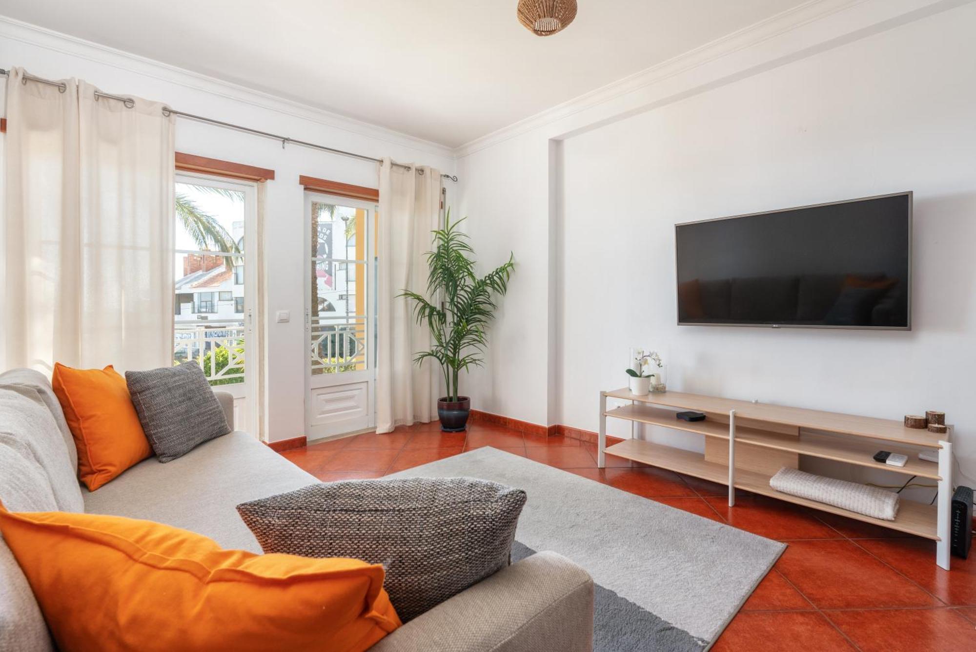 Appartement Homes With Cozy Terrace & 2 Swimming Pools Near The Heart Albufeira