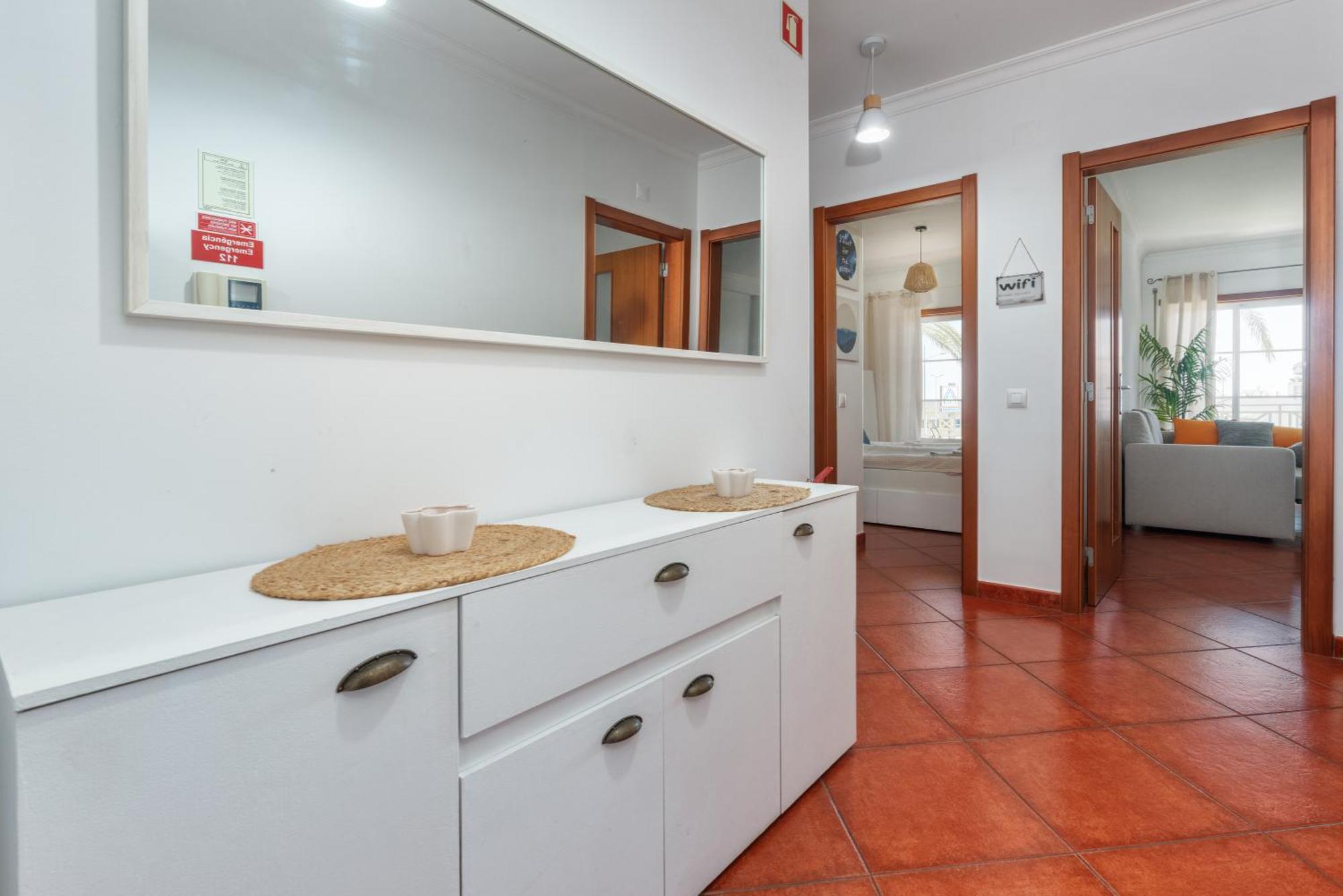 Homes With Cozy Terrace & 2 Swimming Pools Near The Heart Apartment Albufeira